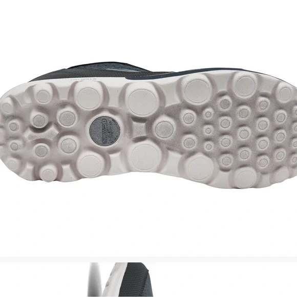 Skechers Women's Go Walk Classic Casual Walking Sneakers from Finish Line - Picture 3 of 5